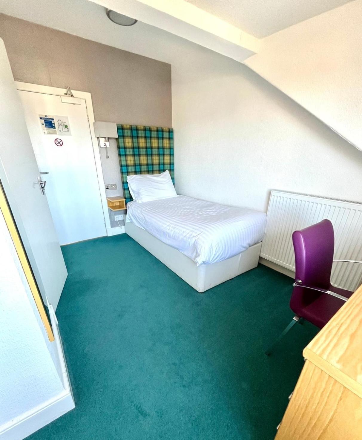 The Clubhouse Hotell Nairn Eksteriør bilde