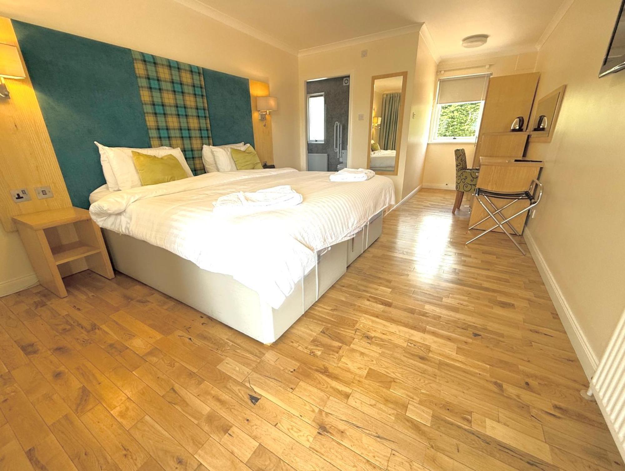 The Clubhouse Hotell Nairn Eksteriør bilde