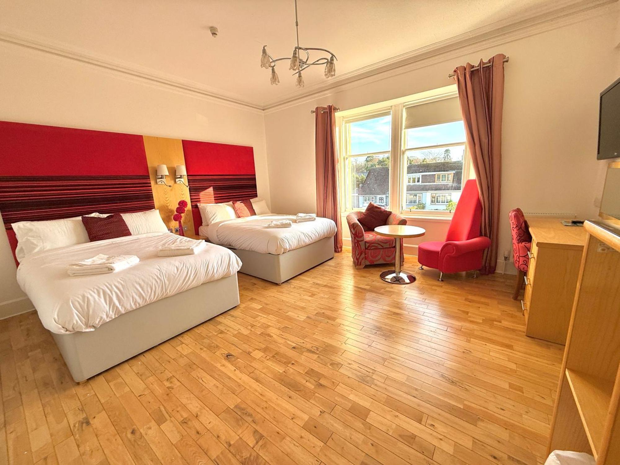 The Clubhouse Hotell Nairn Eksteriør bilde