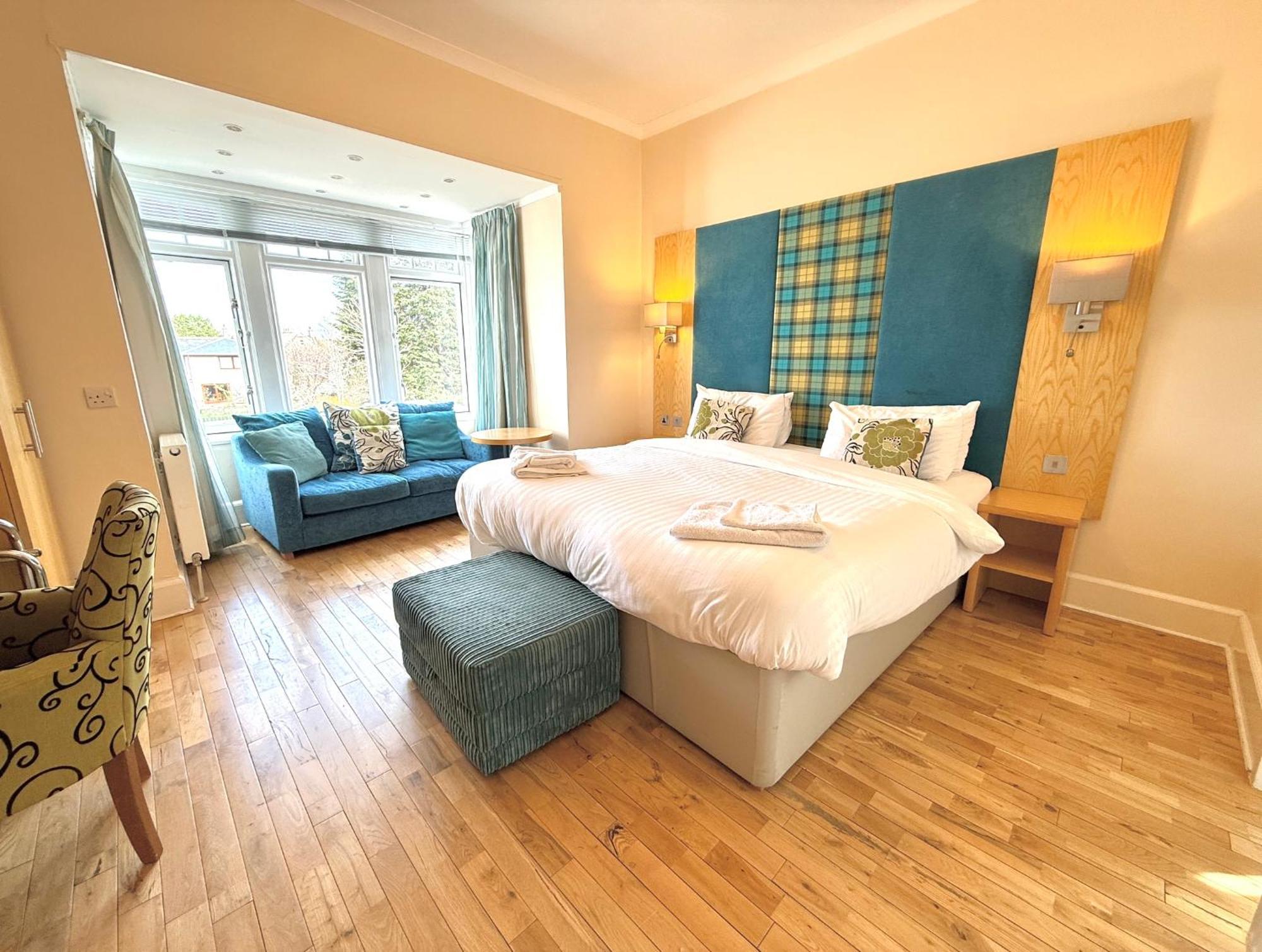 The Clubhouse Hotell Nairn Eksteriør bilde